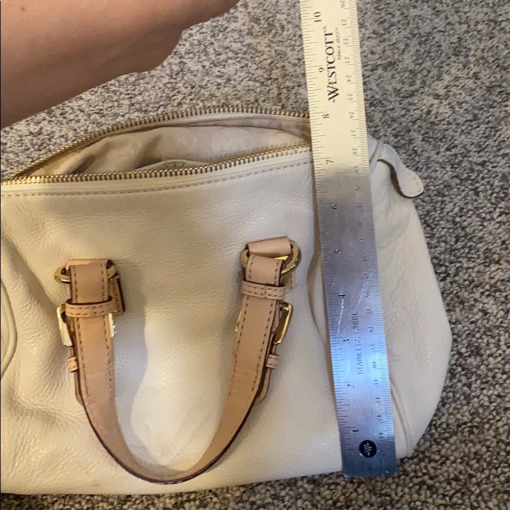 Michael Kors purse - Picture 12 of 14